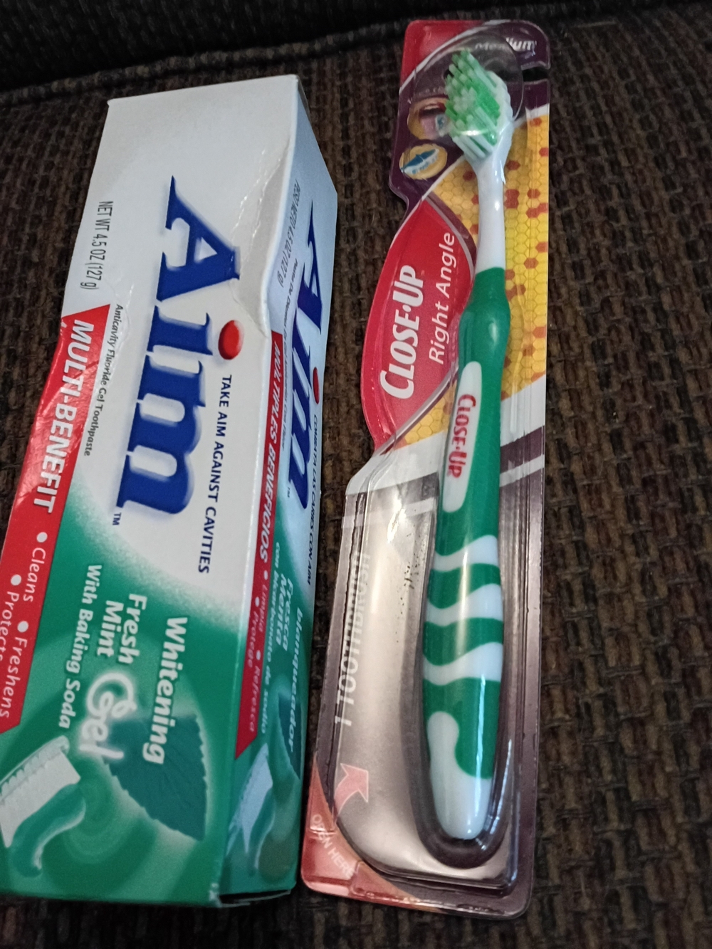 Green & White Toothbrush by
